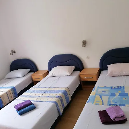 Sobe Hostel *