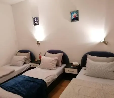 Sobe Hostel *